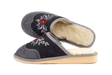 Kapcie damskie ocieplane C-390