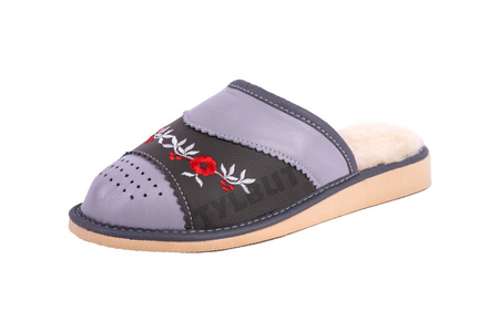 Kapcie damskie ocieplane C-388