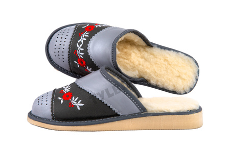 Kapcie damskie ocieplane C-388