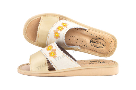 Kapcie damskie odkryte A-419